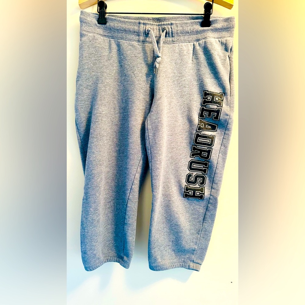 🏆3/$20 Headrush Gray Cotton-Polyester Blend Capris